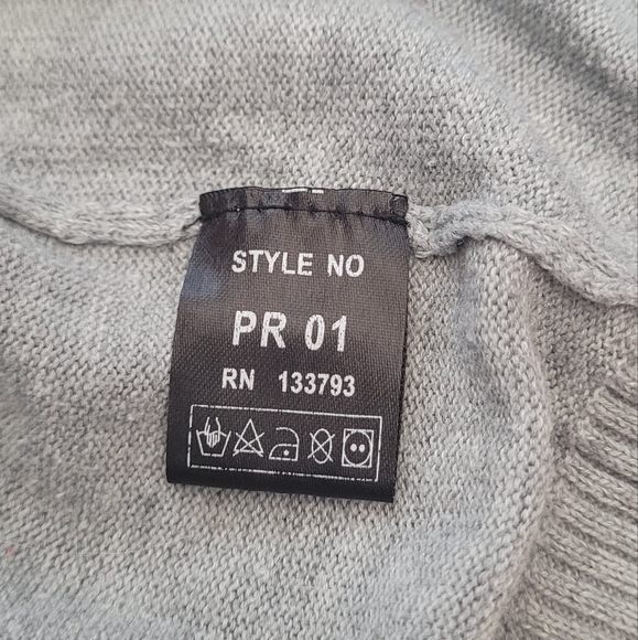 A grey, red and blue cardigan by Amnesia - Picture 6 of 7